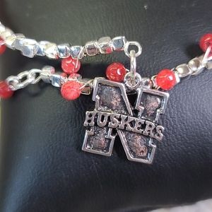 NEBEASKA CORN 🌽 HUSKERS Bracelet Team. Silver/Red